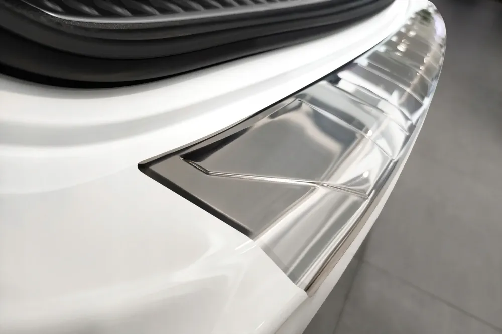 Bakfangerbeskytter Mercedes C (S206) T Model (2021-) – Rustfritt stål | Avisa