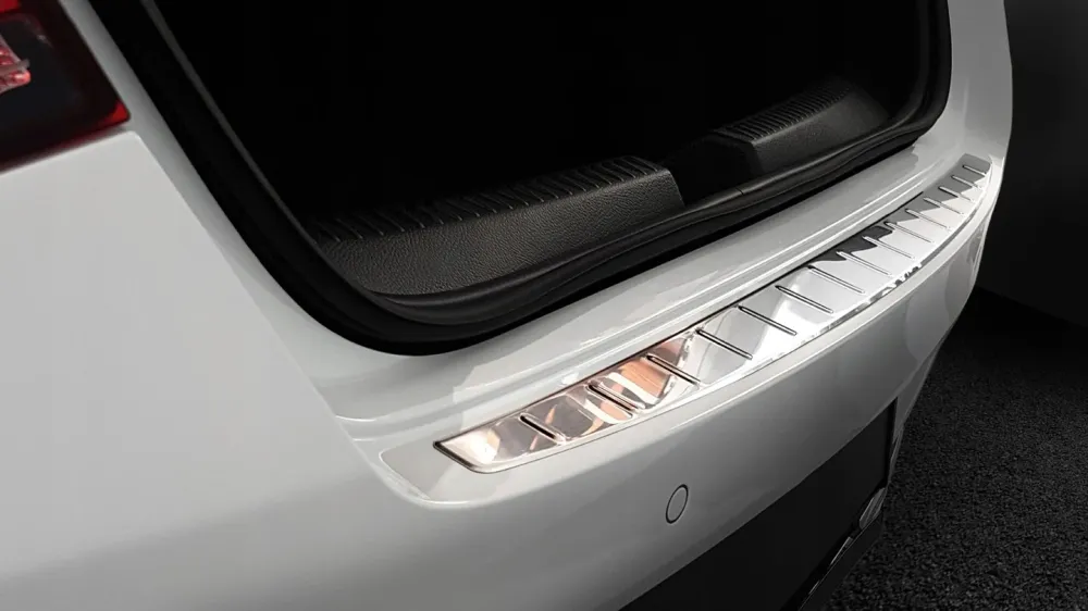 Bakfangerbeskytter Mercedes CLA-Class II C118 (2019-) – Rustfritt stål | Avisa