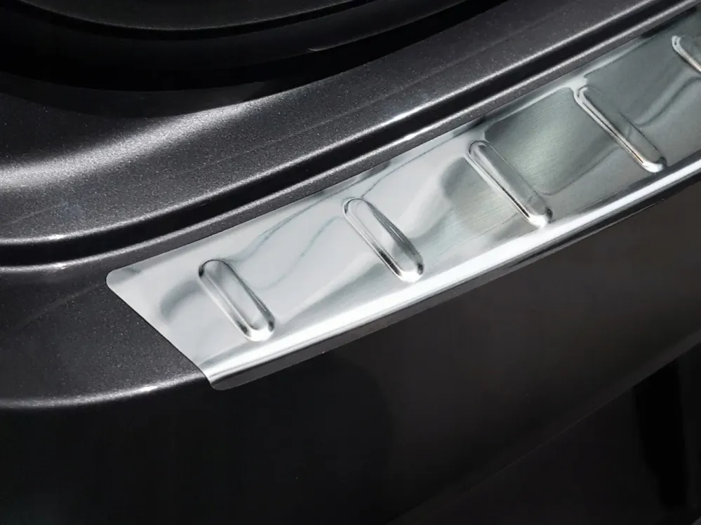 Bakfangerbeskytter Mercedes CLA II Shooting Brake X118 (2019-) – Rustfritt stål | Avisa