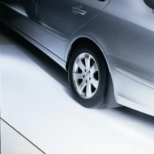 Skvettlapp Mercedes E (W211) (2002-2009) – ABS | Mercedes OEM
