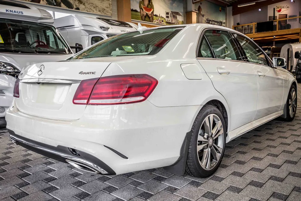 Skvettlapp Mercedes E (W212) Sedan / facelift modeller (2013-2016) – ABS Automotive | Ven-Tuning
