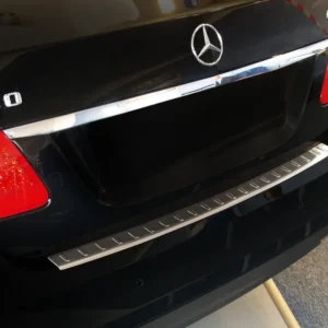 Bakfangerbeskytter Mercedes E W212 Sedan (2009-2013) – Rustfritt stål | Avisa