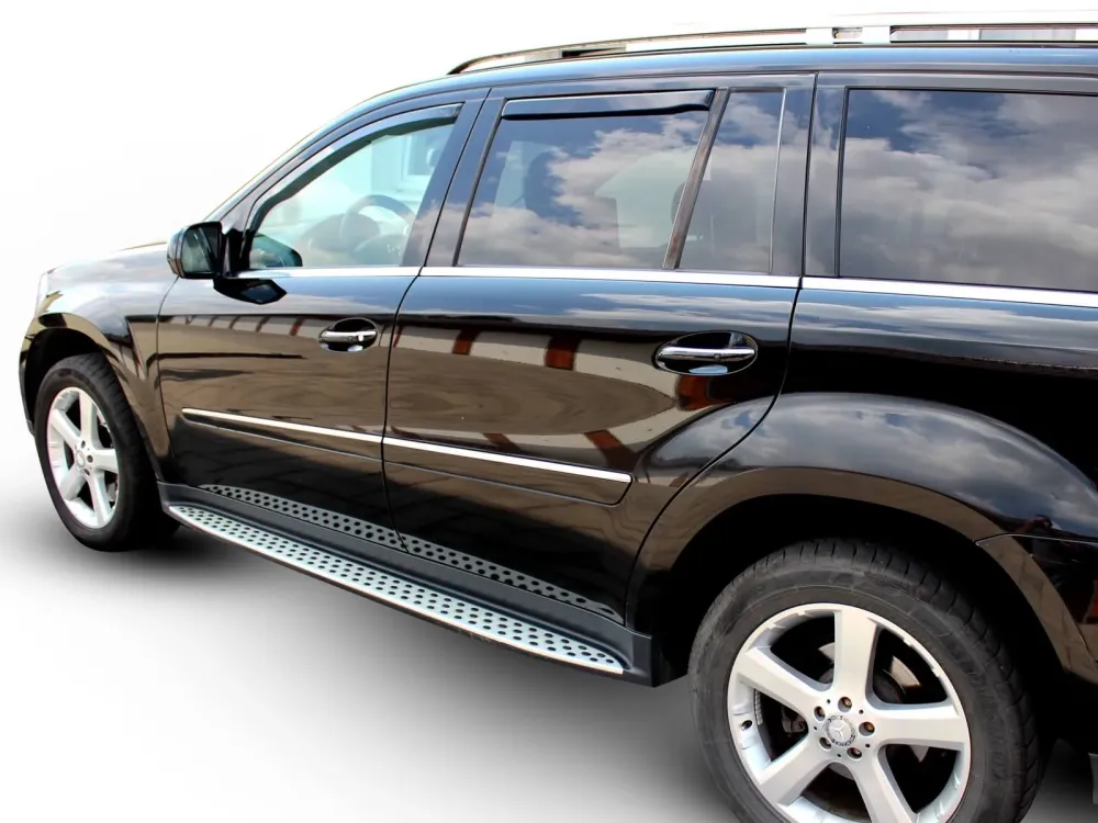 Stigtrinn Mercedes GL (X164) Scoutt (2006-2012)