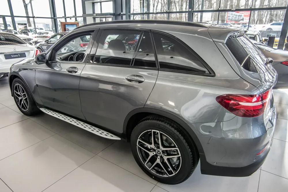 Stigtrinn Mercedes GLC (X253) Ventshield (2015-2022)