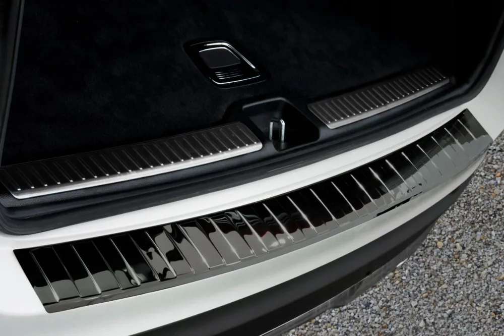 Bakfangerbeskytter Mercedes GLC (X253) / Black Editon (2015-2022) – Rustfritt stål | Avisa