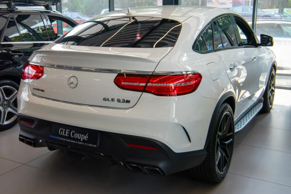 Stigtrinn Mercedes GLE (W166) Ventshield (2015-2019)