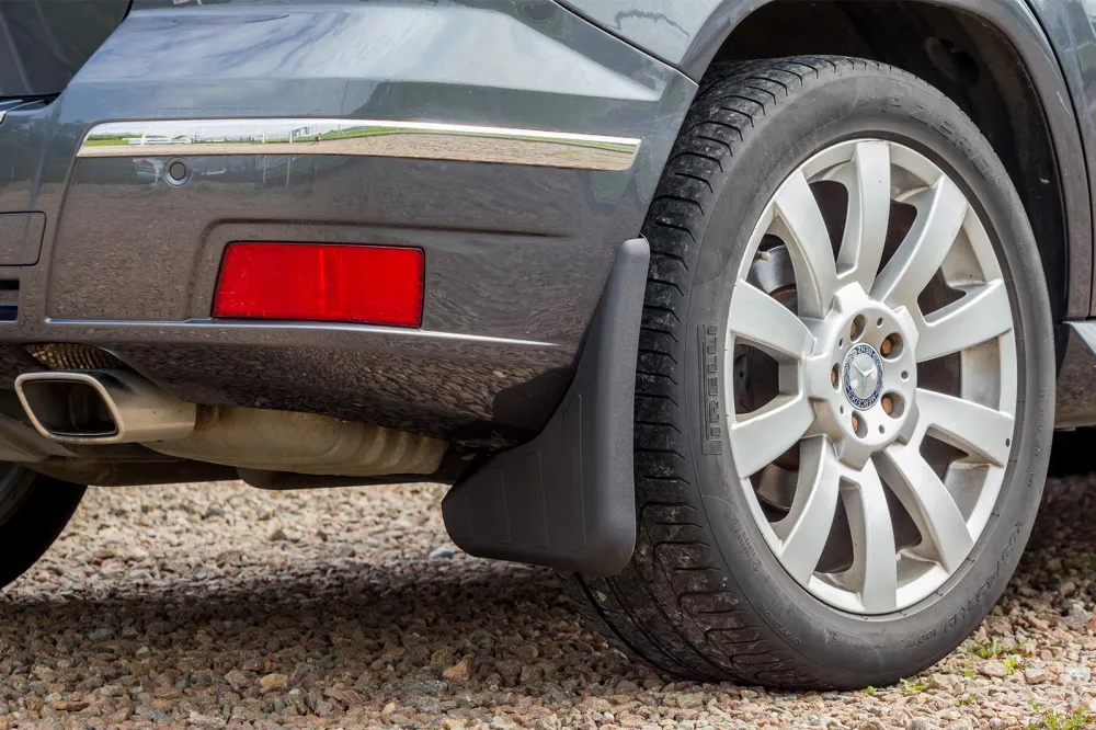 Skvettlapper Mercedes GLK (X204) (2008-2015) – Front | Ven-Tuning