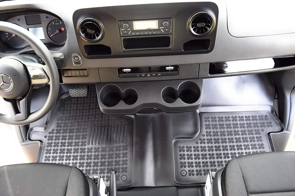 Gulvmatter Mercedes Sprinter II (W906) (2006-2019) – med høykant | Rezaw-Plast