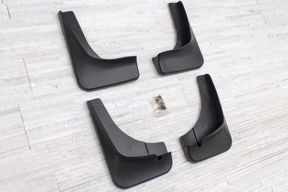 Skvettlapp Mitsubishi Outlander II (2006-2010) – ABS | Ven-Tuning