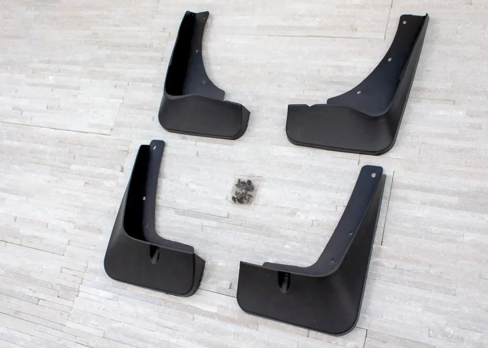 Skvettlapp Mitsubishi Outlander III (2012-2015) – ABS | Ven-Tuning
