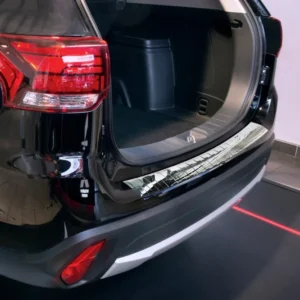 Bakfangerbeskytter Mitsubishi Outlander III Facelift (2015-2022) – Rustfritt stål | Avisa
