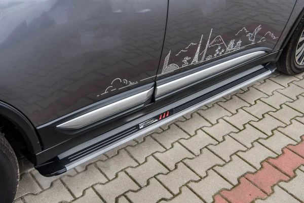 Stigtrinn Mitsubishi Outlander Ventshield (2012-2022)