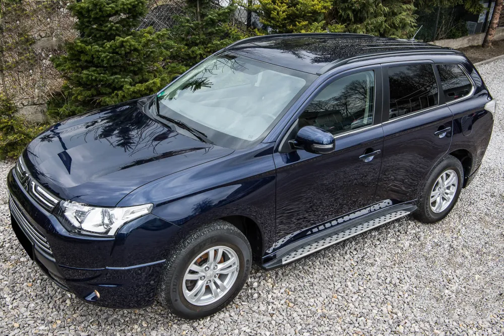 Stigtrinn Mitsubishi Outlander Ventshield (2012-2022)