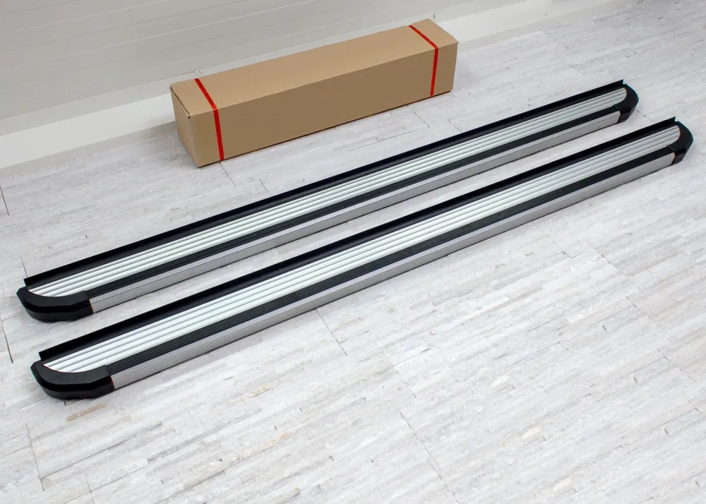 Stigtrinn Mitsubishi Outlander Ventshield (2012-2022)