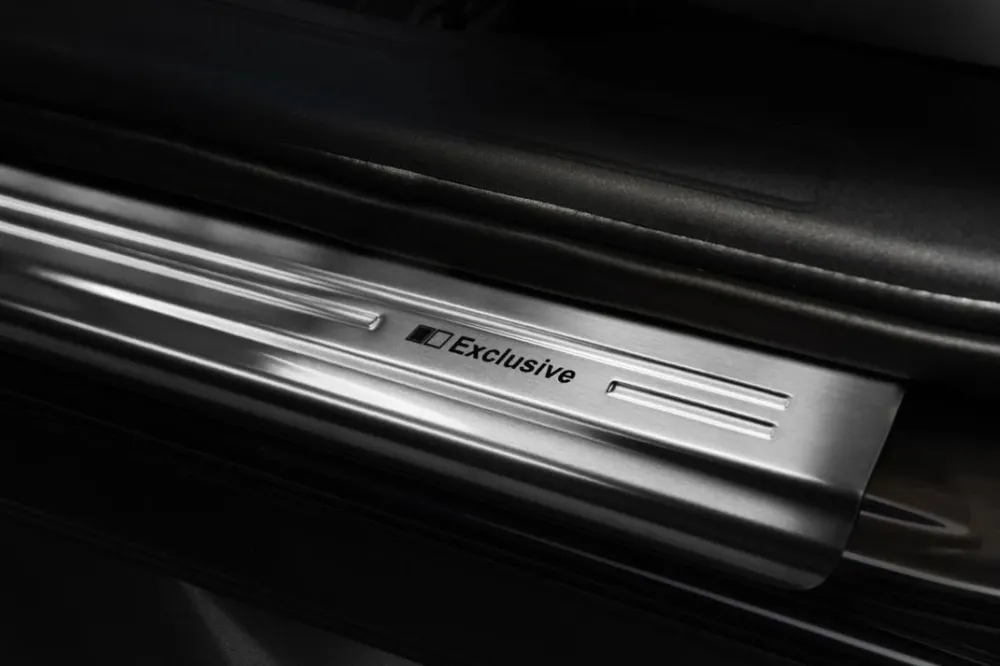 Dørbeskytter Mitsubishi Outlander III / Exclusive (2012-2022) – Rustfritt stål | Avisa