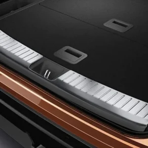 Bakfangerbeskytter Nissan Ariya (2022-) – rustfritt stål | Nissan OEM