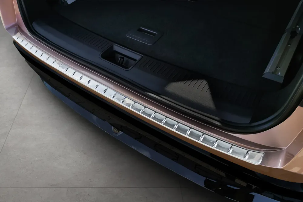 Bakfangerbeskytter Nissan Ariya / Chrome Edition (2022-) – Rustfritt stål | Avisa