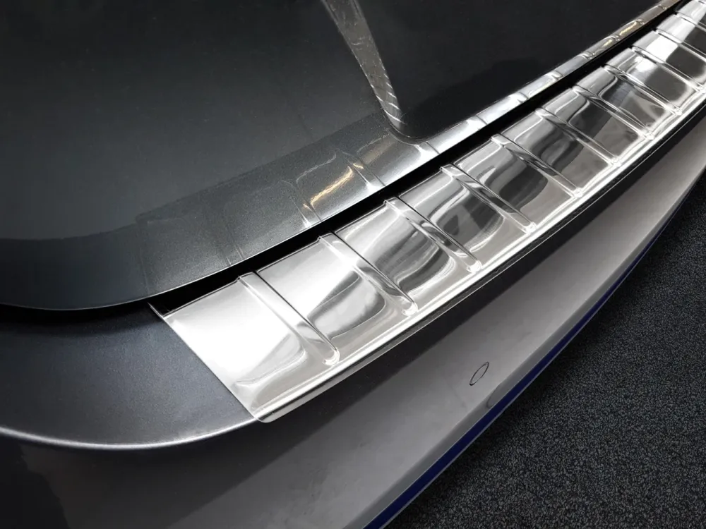 Bakfangerbeskytter Nissan Leaf II (2017-2024) – rustfritt stål | Avisa