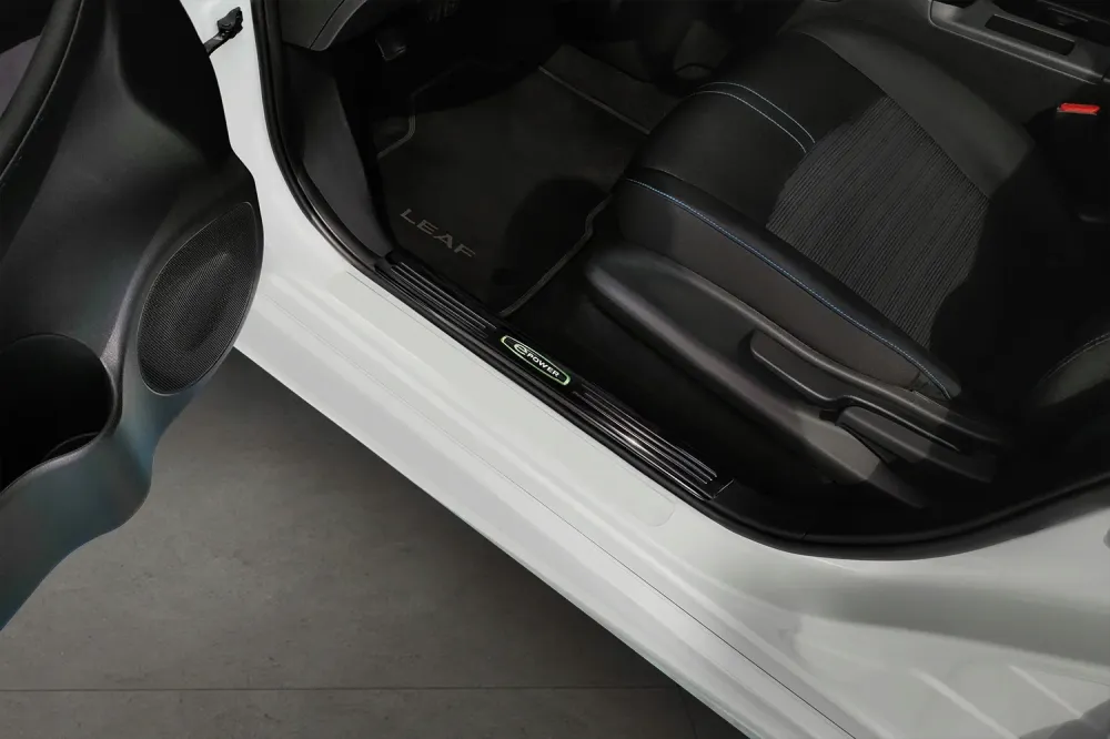 Dørbeskytter Nissan Leaf II (2017-2024) – Rustfritt stål | Avisa