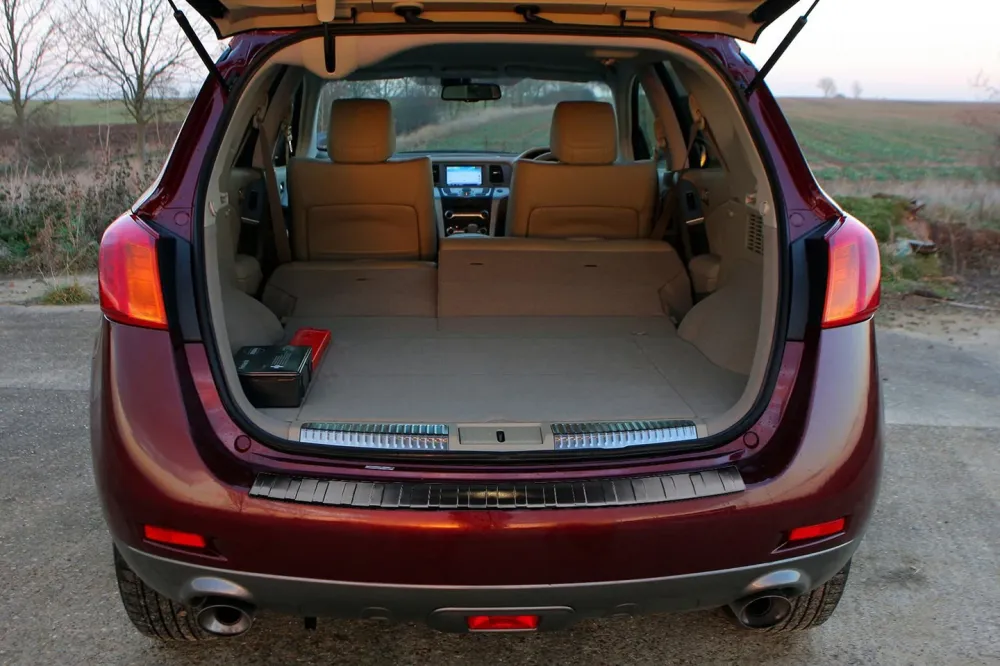 Bakfangerbeskytter Nissan Murano (Z51) (2008-2016) – Rustfritt stål | Avisa