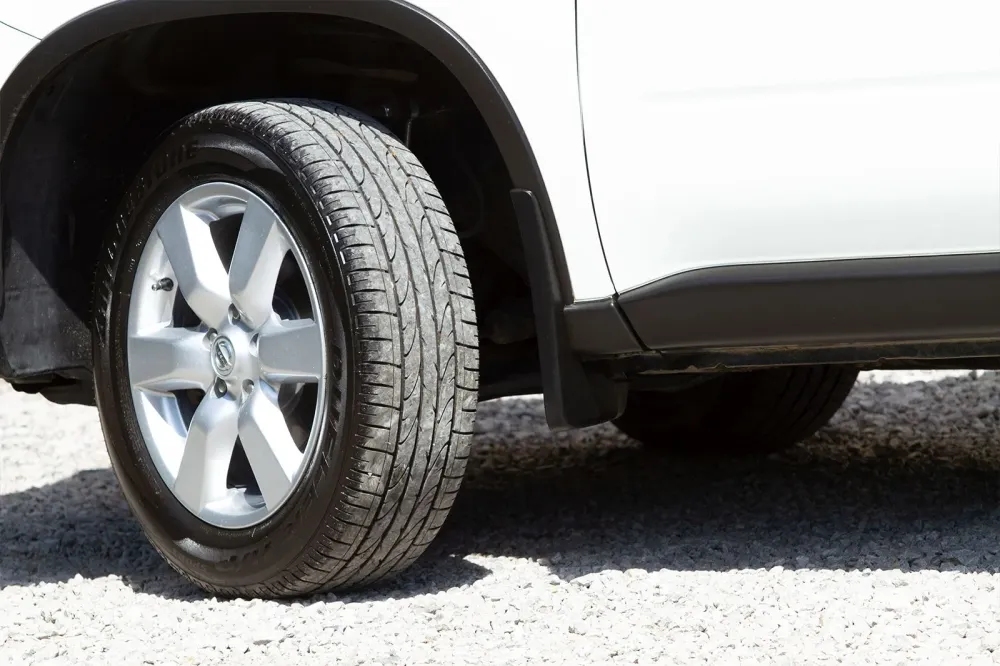 Skvettlapp Nissan X-Trail II Facelift (2011-2013) – ABS | Ven-Tuning