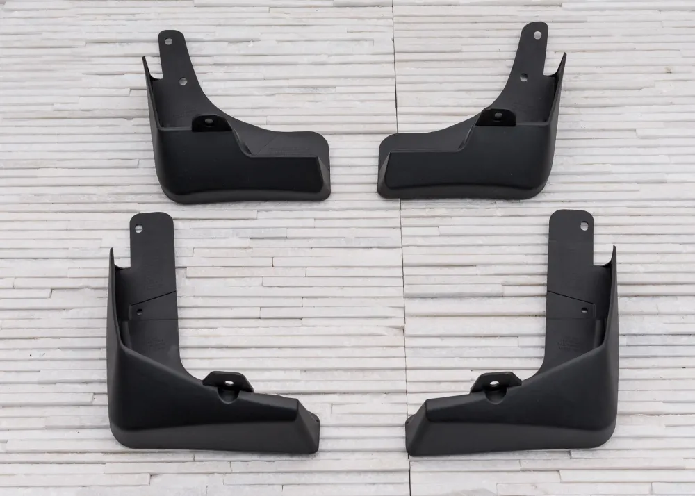 Skvettlapp Nissan X-Trail III (T32) / sett 4 stk. (2013-2021) – ABS | Ven-Tuning