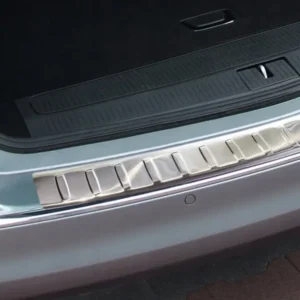 Bakfangerbeskytter Opel Astra J Sports Tourer (2009-2015) – Rustfritt stål | Avisa