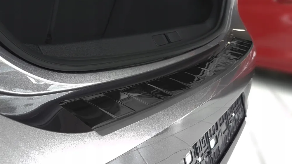 Bakfangerbeskytter Opel Corsa F / Corsa-e – rustfritt stål | Avisa