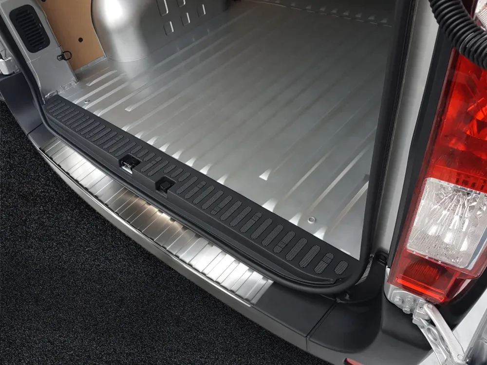 Bakfangerbeskytter Opel Movano B (2010-2019) – rustfritt stål | Avisa
