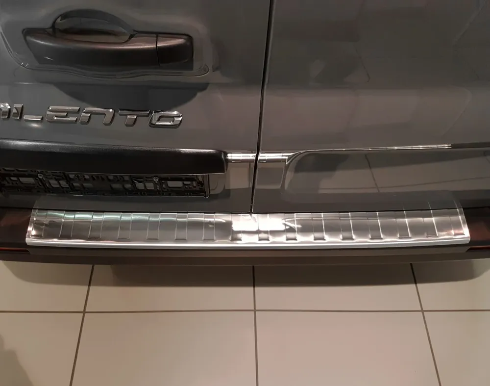 Bakfangerbeskytter Opel Vivaro B (2014-2019) – Rustfritt stål | Avisa