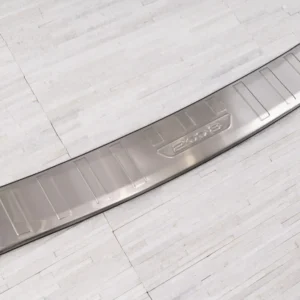 Bakfangerbeskytter Peugeot 2008 II / e-2008 – rustfritt stål | Ven-Tuning