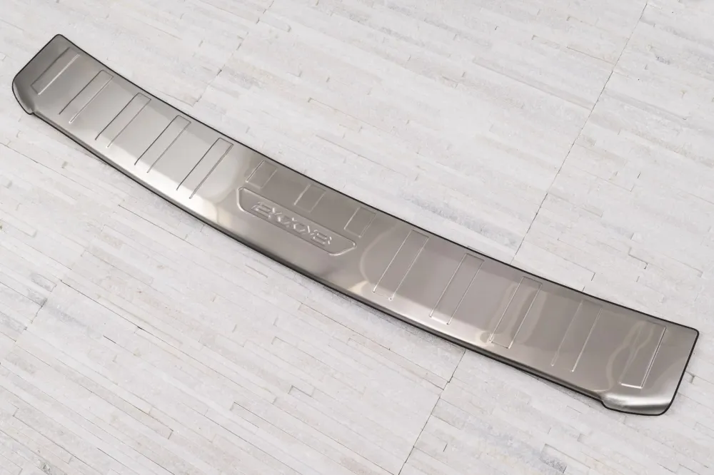 Bakfangerbeskytter Peugeot 2008 II / e-2008 – rustfritt stål | Ven-Tuning