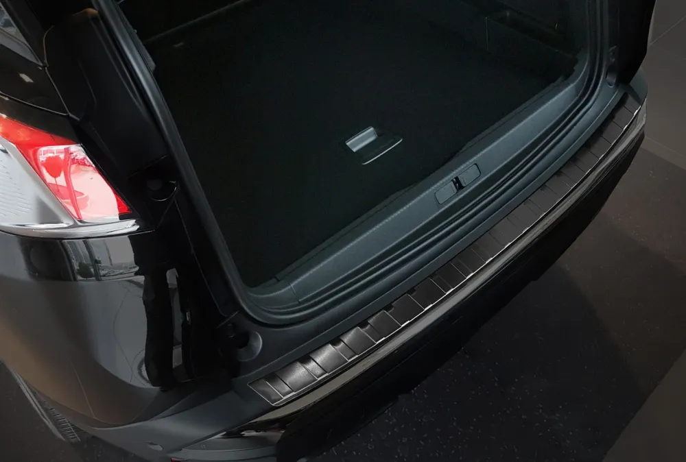 Bakfangerbeskytter Peugeot 3008 II / Black Edition (2016-2024) – rustfritt stål | Avisa