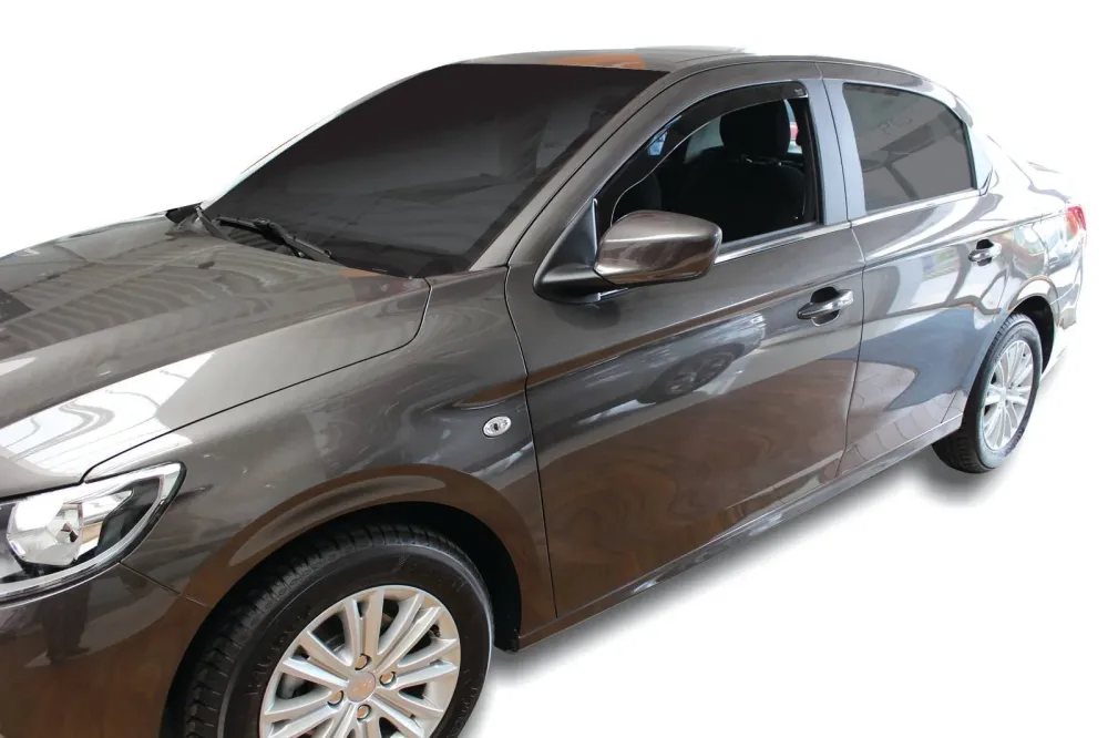 Vindavviser Peugeot 301 4-dørs 2013 → sett 2 stk. – PMMA Plexi | Heko
