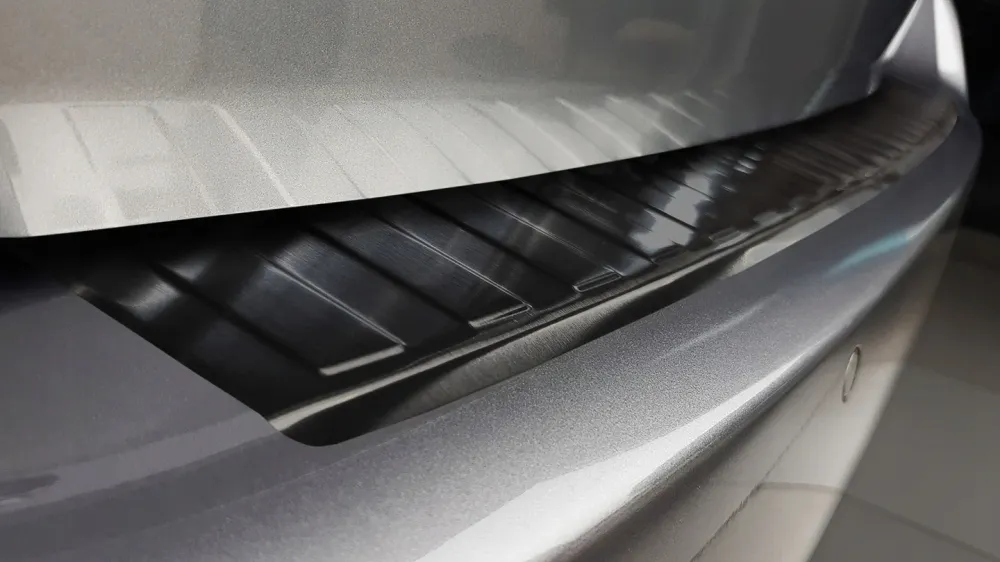 Bakfangerbeskytter Peugeot 308 II SW (2013-2021) – Rustfritt stål | Avisa