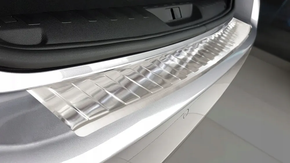 Bakfangerbeskytter Peugeot 308 II SW (2013-2021) – Rustfritt stål | Avisa