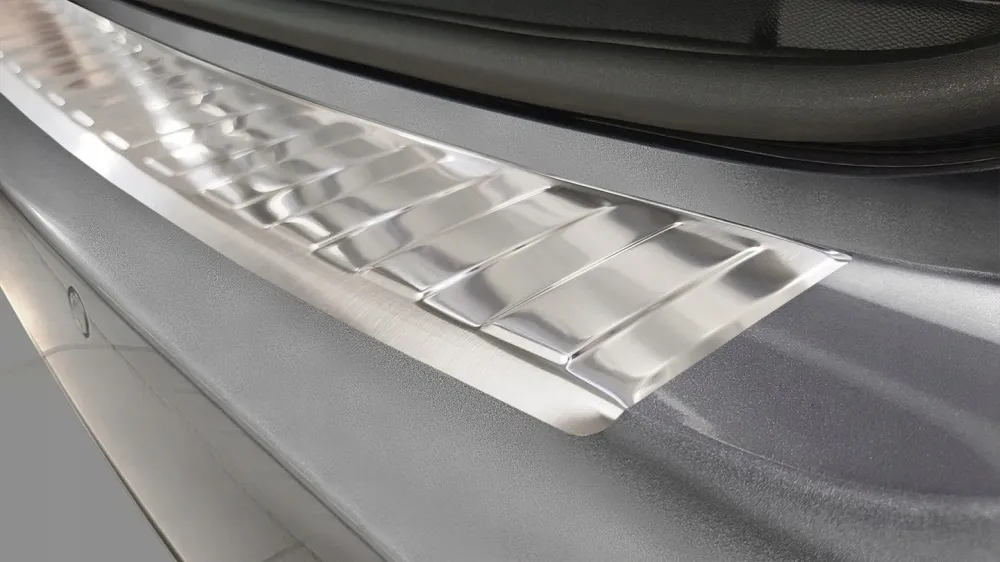 Bakfangerbeskytter Peugeot 308 II SW (2013-2021) – Rustfritt stål | Avisa