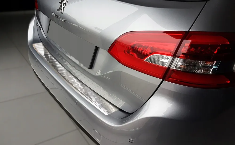 Bakfangerbeskytter Peugeot 308 II SW (2013-2021) – Rustfritt stål | Avisa