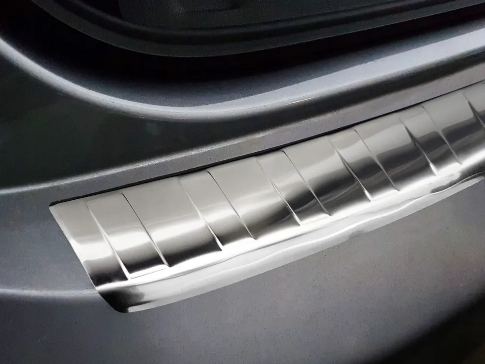 Bakfangerbeskytter Peugeot 508 II Sedan (2018-) – Rustfritt stål | Avisa
