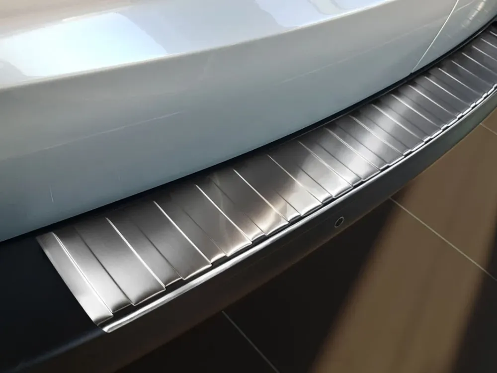 Bakfangerbeskytter Peugeot Silver Edition – rustfritt stål | Avisa