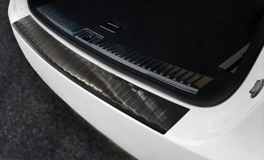 Bakfangerbeskytter Porsche Cayenne II (92A) / Black Edition (2010-2017) – Rustfritt stål | Avisa