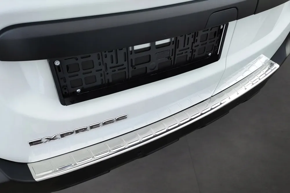 Bakfangerbeskytter Renault Ekspress (2021-) – Rustfritt stål | Avisa