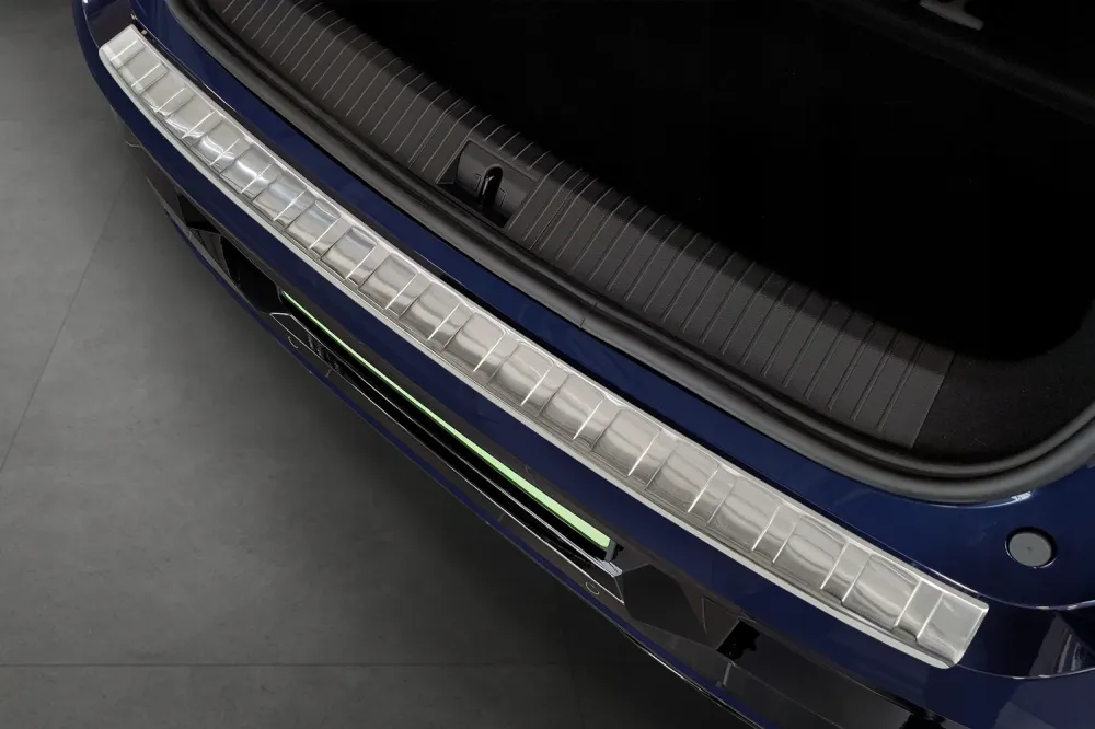 Bakfangerbeskytter Renault Mégane E-Tech Electric / Steel Chrome (2022-) – Rustfritt stål | Avisa