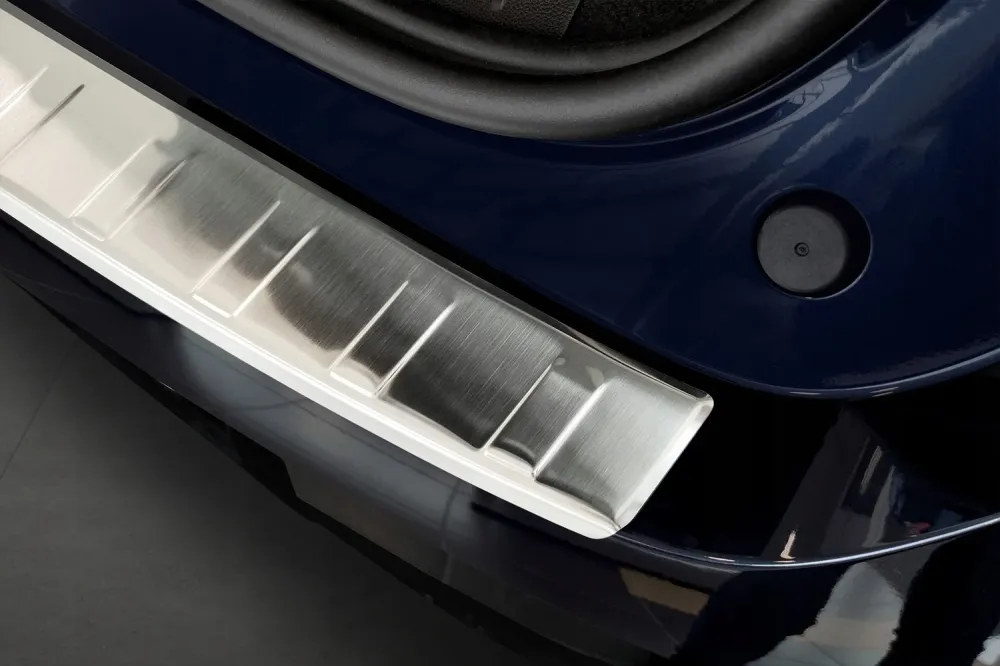 Bakfangerbeskytter Renault Mégane E-Tech Electric / Steel Chrome (2022-) – Rustfritt stål | Avisa