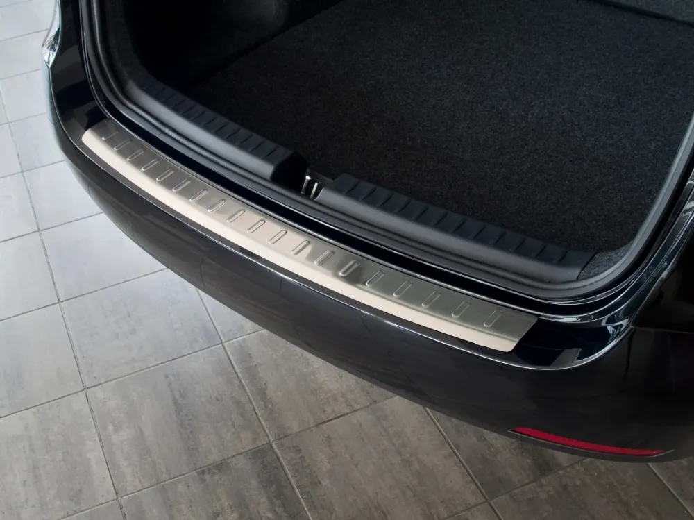 Bakfangerbeskytter Seat Ibiza IV 6J ST (2010-) – Rustfritt stål | Avisa