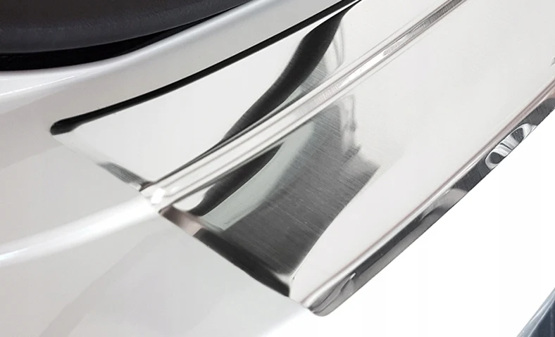 Bakfangerbeskytter Seat Leon IV Hatchback (2020-) – Rustfritt stål | Avisa