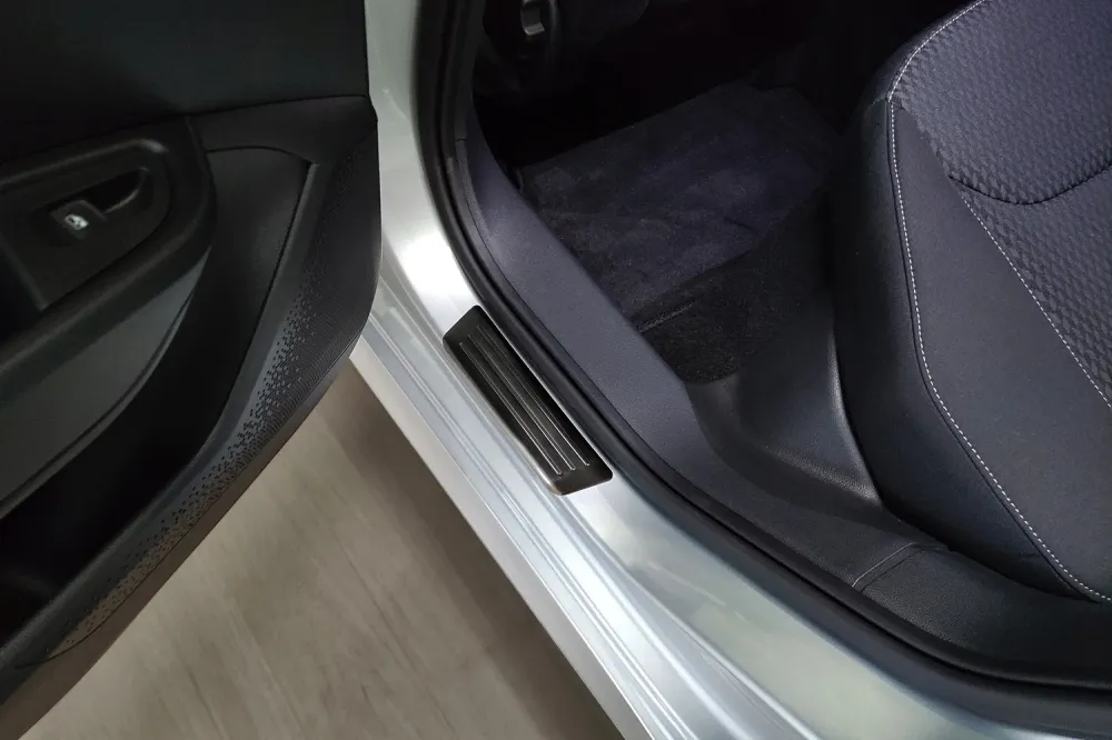 Dørbeskytter Skoda Fabia IV (2021-) – Rustfritt stål | Avisa