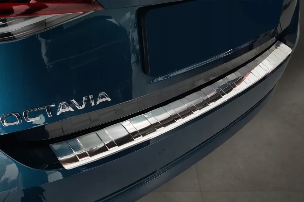 Bakfangerbeskytter Skoda Octavia IV Liftback (2019-) – Rustfritt stål | Avisa