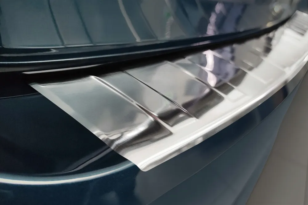 Bakfangerbeskytter Skoda Octavia IV Liftback (2019-) – Rustfritt stål | Avisa