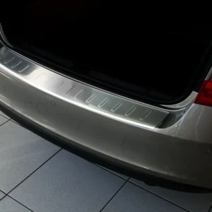 Bakfangerbeskytter Skoda Rapid (2012-2019) – Rustfritt stål | Avisa